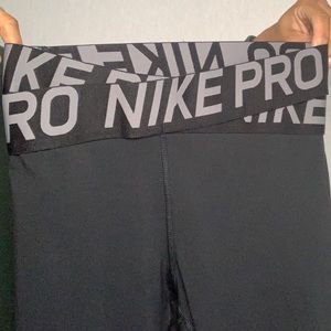 Nike leggings (Dri-fit)